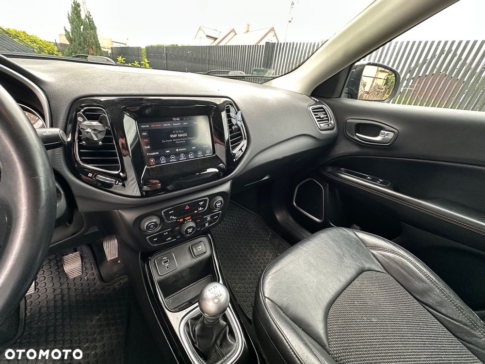Jeep Compass 1.4 TMair Limited FWD S&S - 15