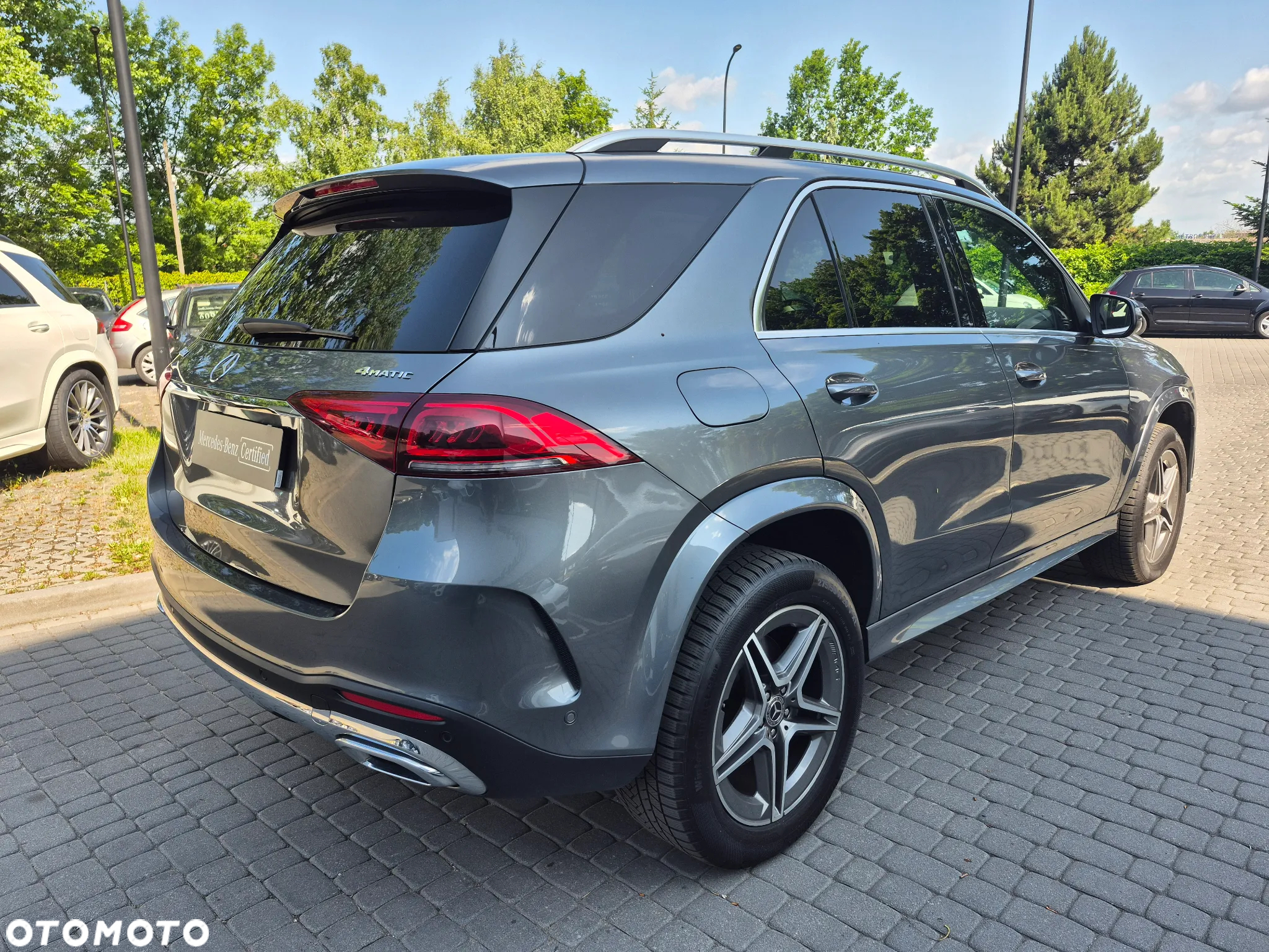 Mercedes-Benz GLE 300 d 4-Matic - 12