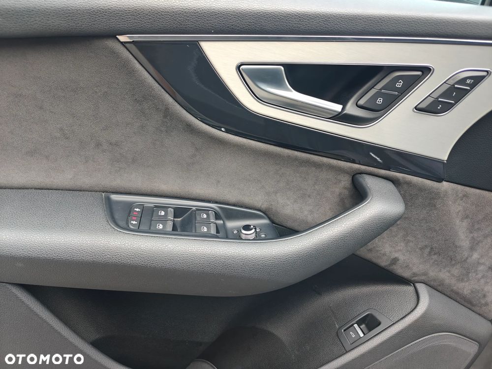 Audi Q7 3.0 TDI Quattro Tiptronic - 7
