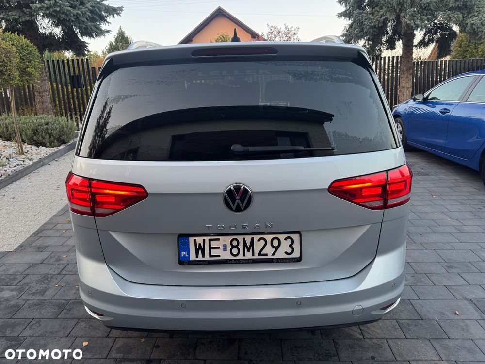 Volkswagen Touran 2023 photo 5