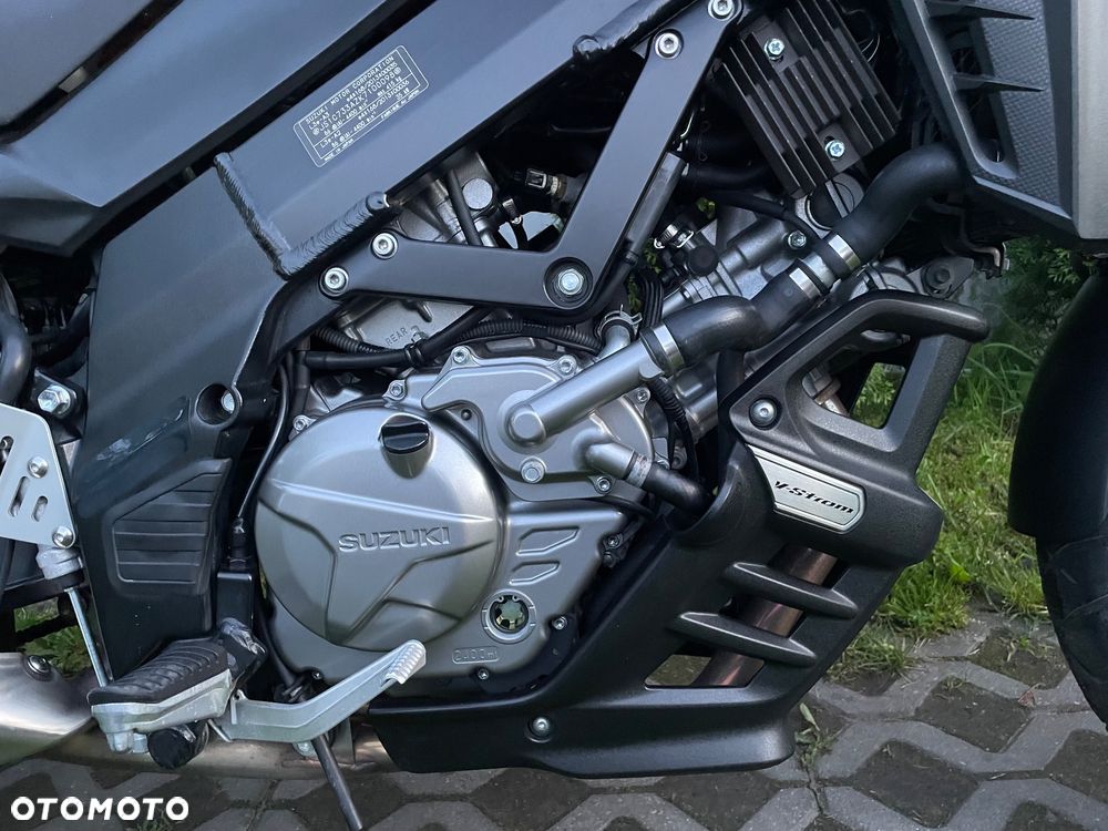 Suzuki V-STROM - 21