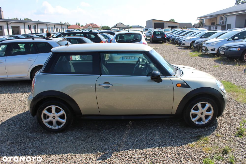 MINI ONE Standard - 11