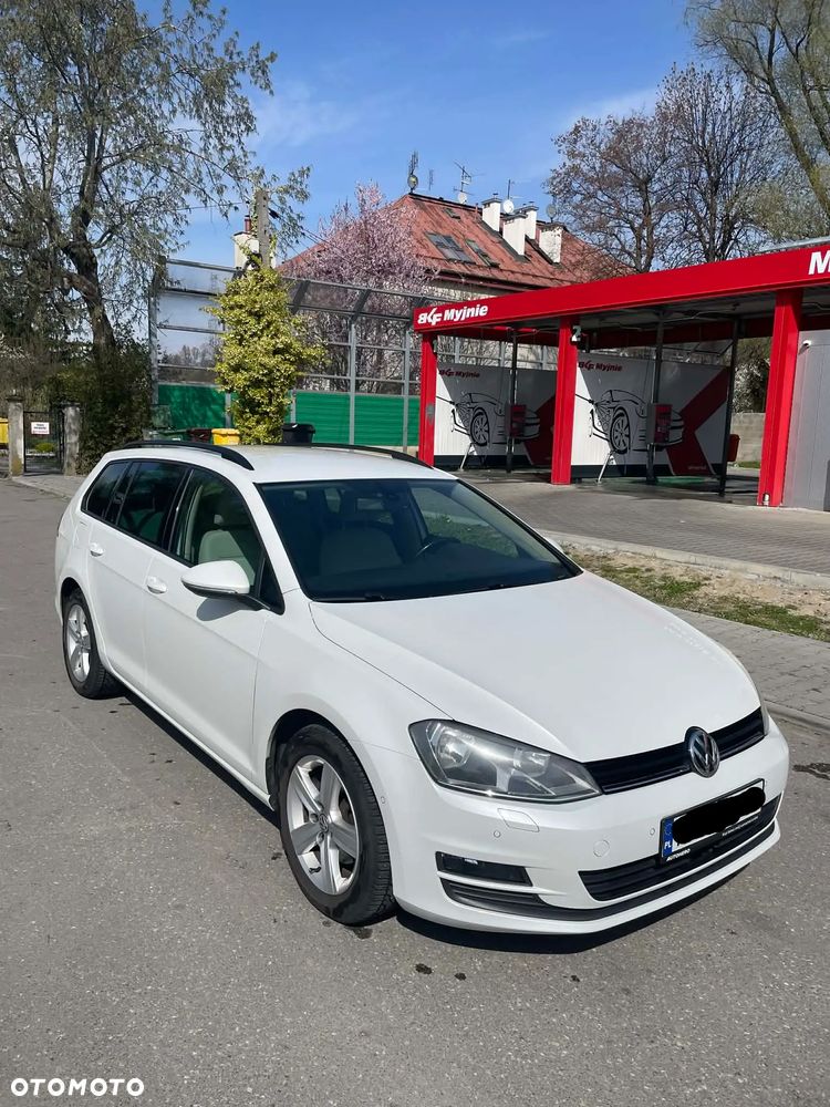 Volkswagen Golf 1.2 TSI BMT Comfortline - 2