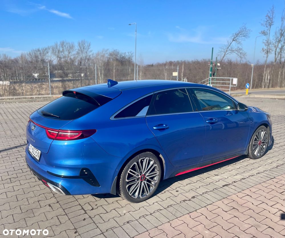 Kia ProCeed 1.6 T-GDI GT DCT - 4