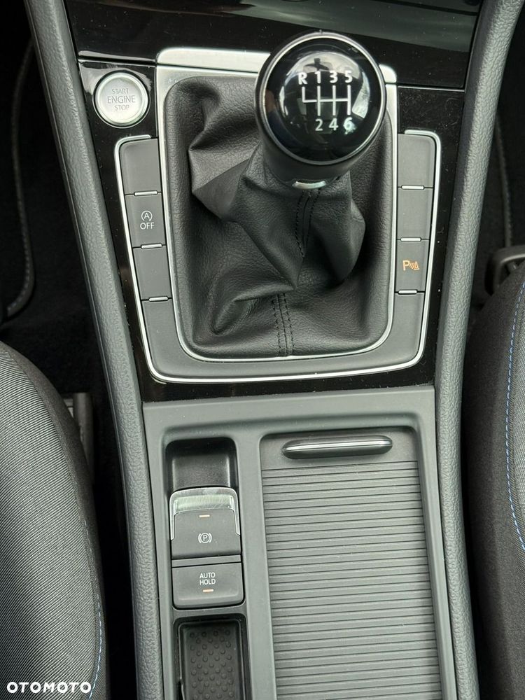 Volkswagen Golf Variant - 31