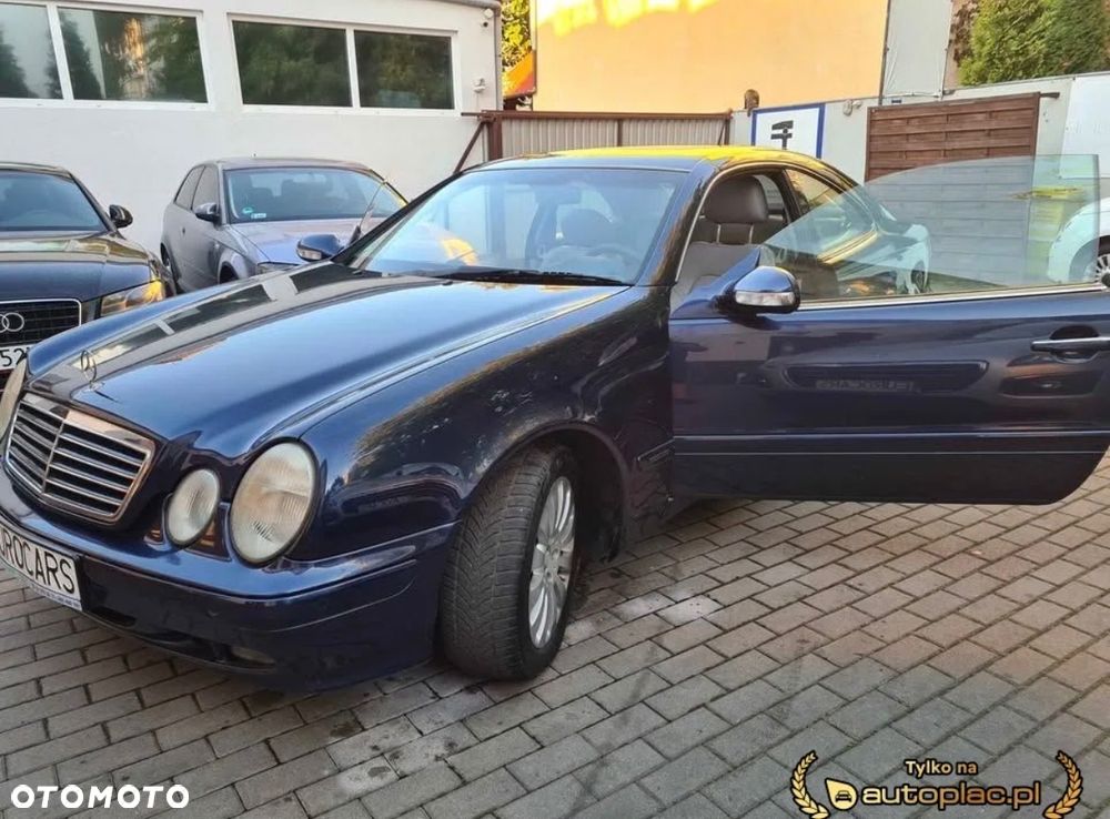 Mercedes-Benz CLK - 2
