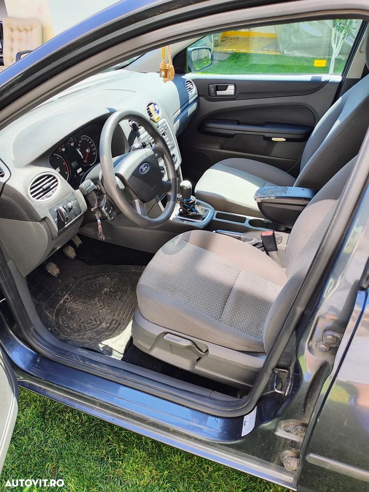 Ford Focus - 4