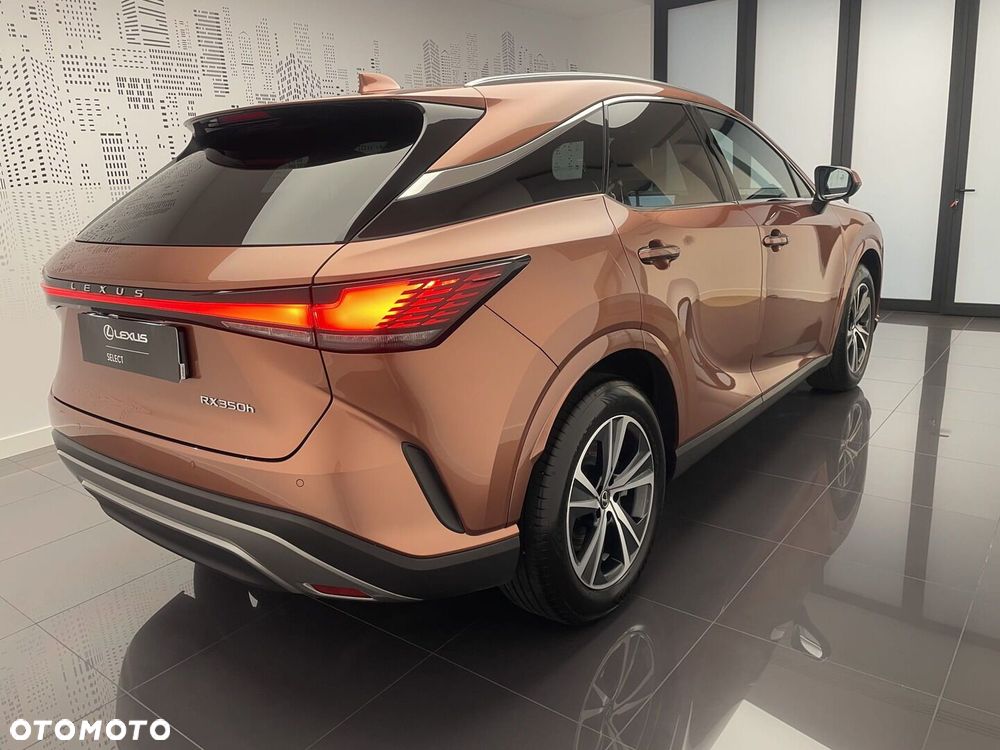 Lexus RX - 5