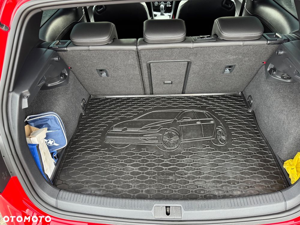 Volkswagen Golf - 14