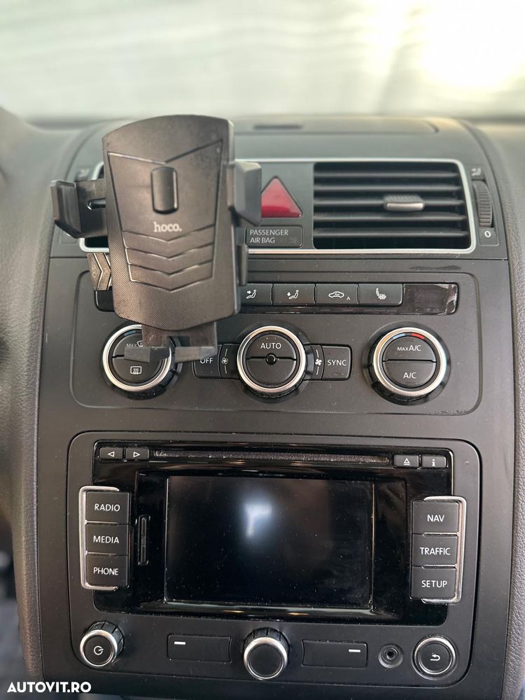 Volkswagen Touran 1.6 TDI DPF BlueMotion Technology MATCH - 11