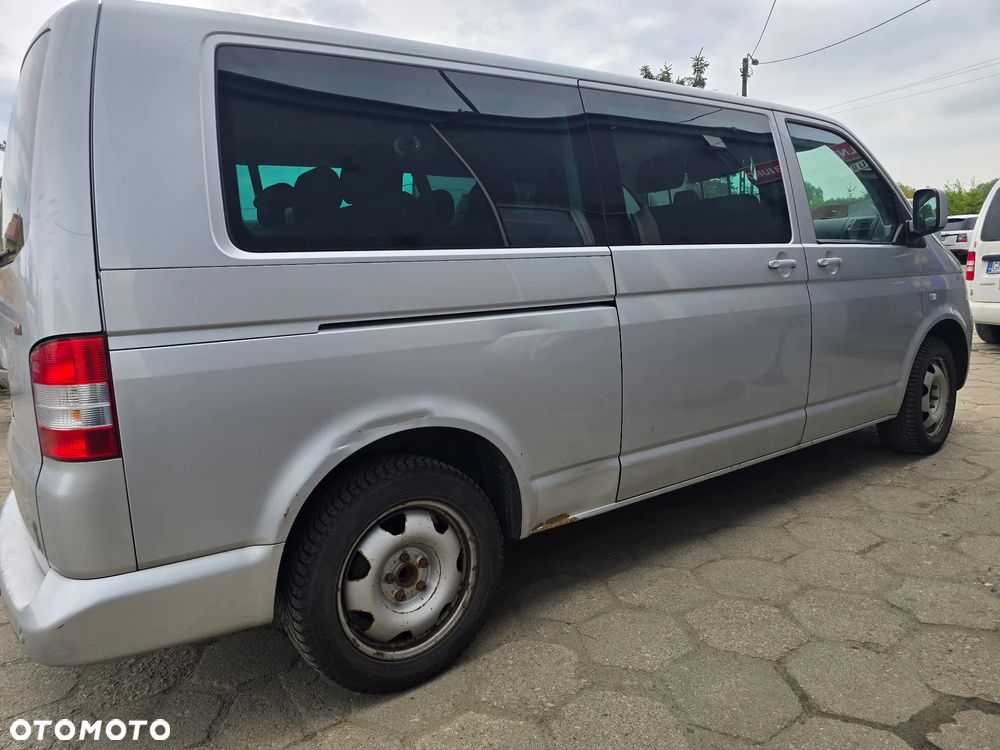 Volkswagen Caravelle - 6