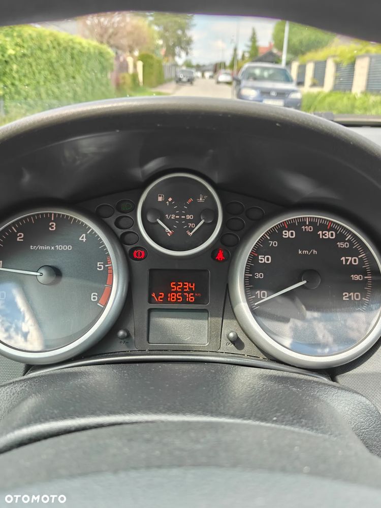Peugeot 207 1.4 HDi Trendy - 12