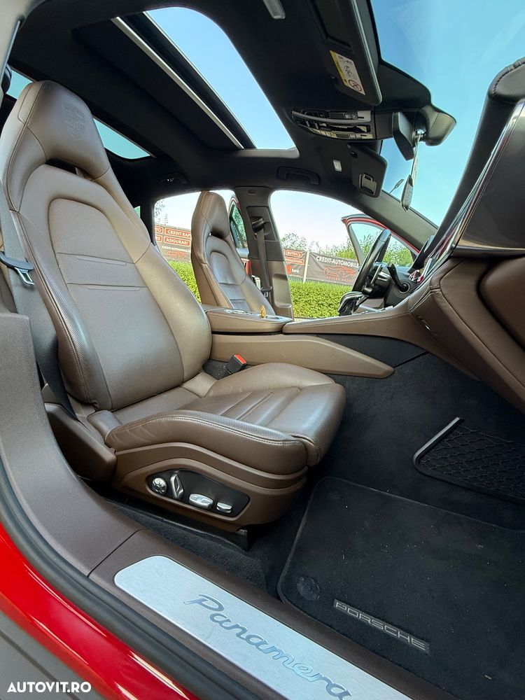 Porsche Panamera - 12