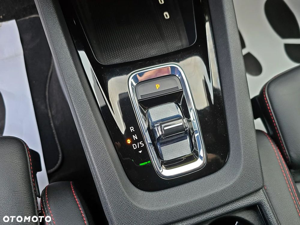 Skoda Octavia 2.0 TDI DSG RS - 38