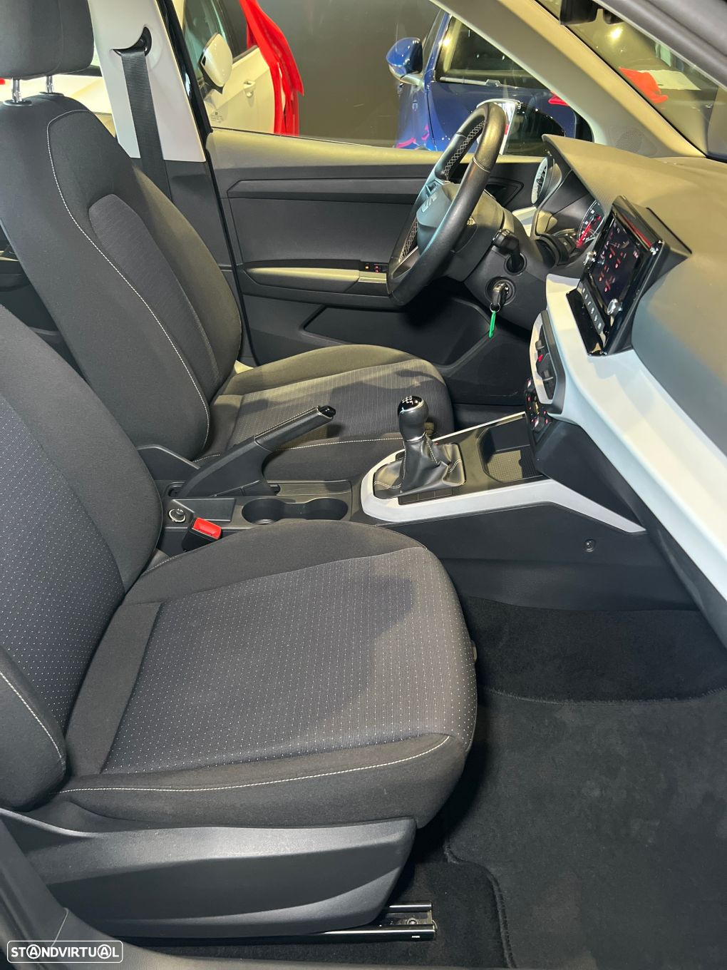 SEAT Arona 1.0 TSI Wave - 29