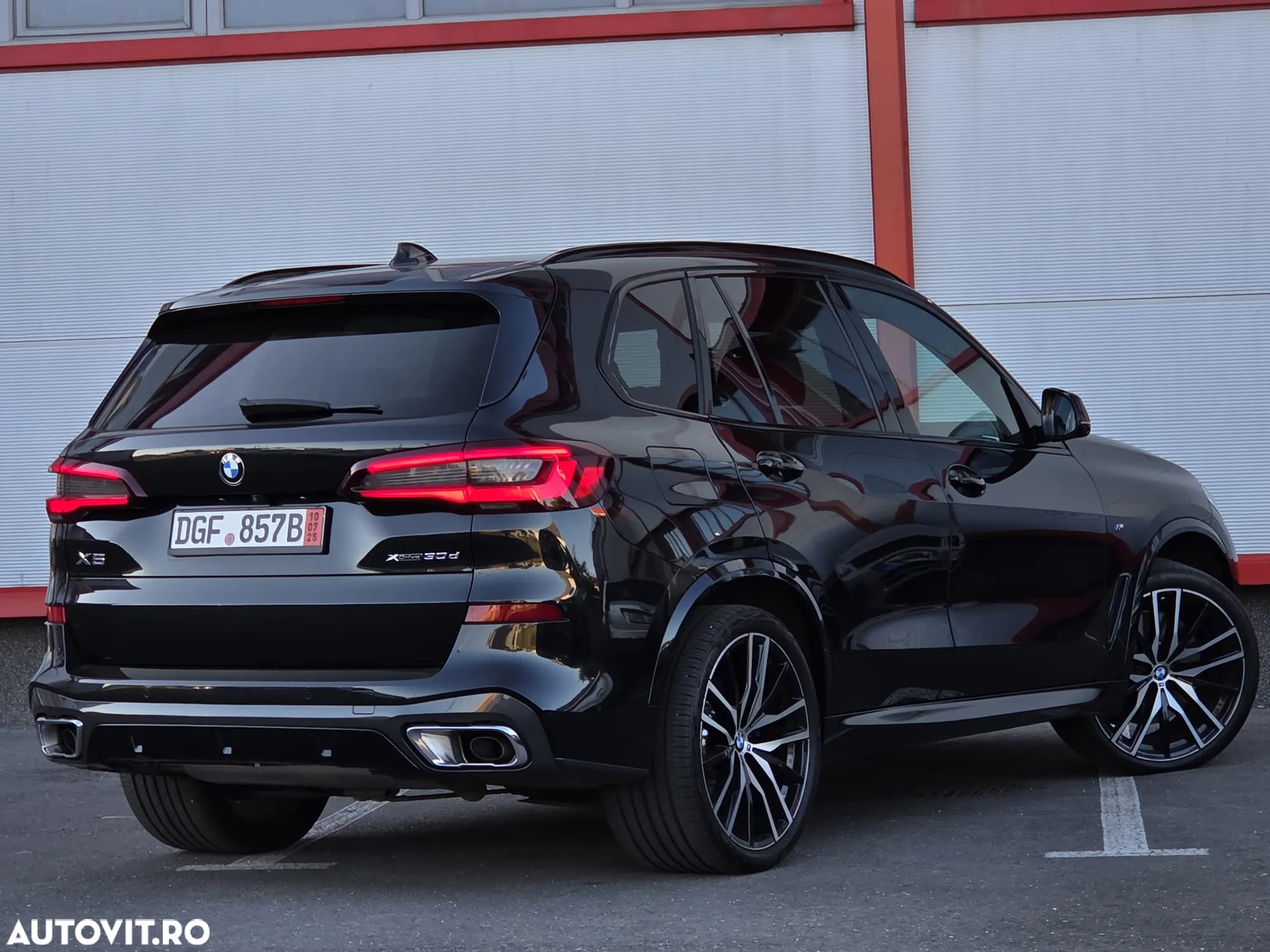 BMW X5 xDrive30d - 23