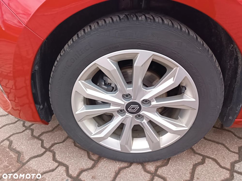 Renault Clio - 10