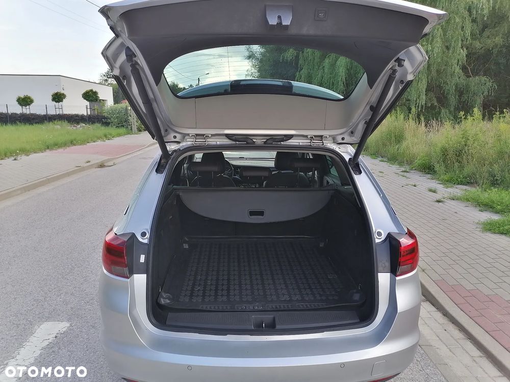Opel Astra 1.6 CDTI DPF ecoFLEX TourerStart/Stop Exklusiv - 13