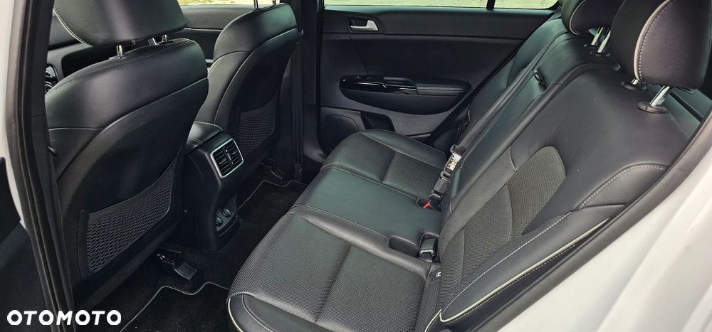 Kia Sportage 2,0 CRDI AWD GT Line - 12