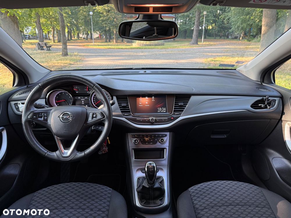 Opel Astra - 33