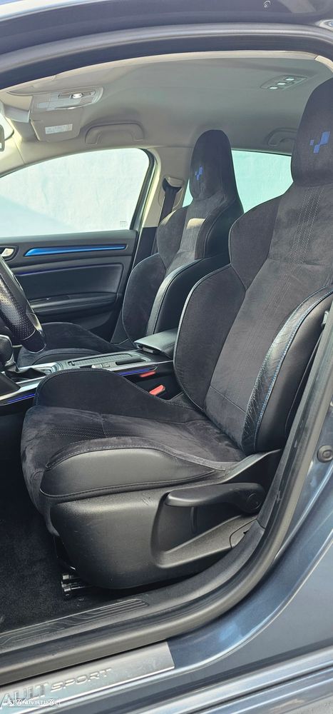 Renault Mégane 1.6 dCi GT EDC - 10