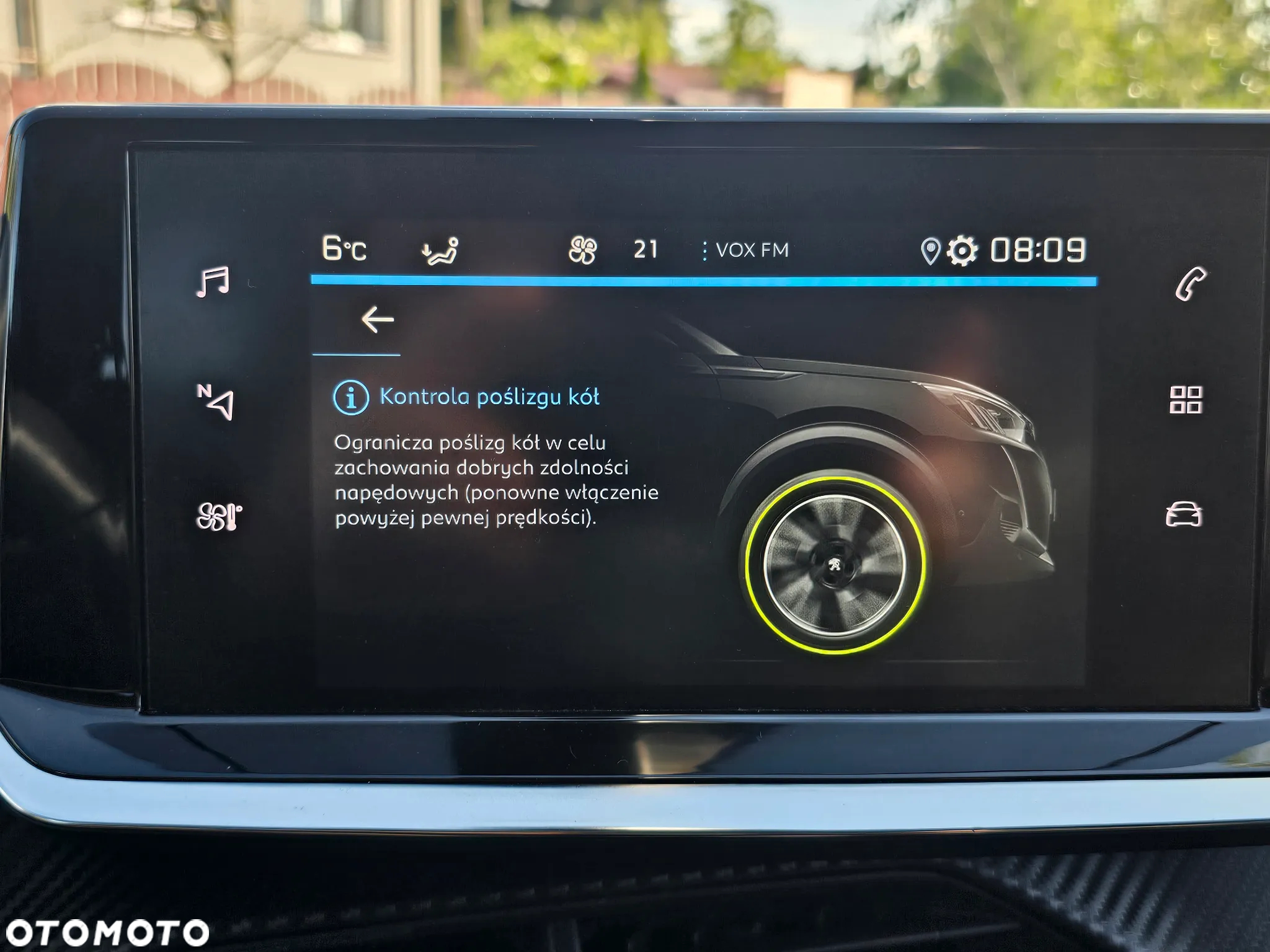Peugeot 2008 1.2 PureTech Allure Pack S&S - 37
