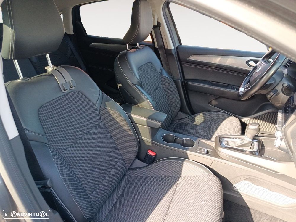 Renault Arkana 1.6 E-Tech Full Hybrid Evolution - 15