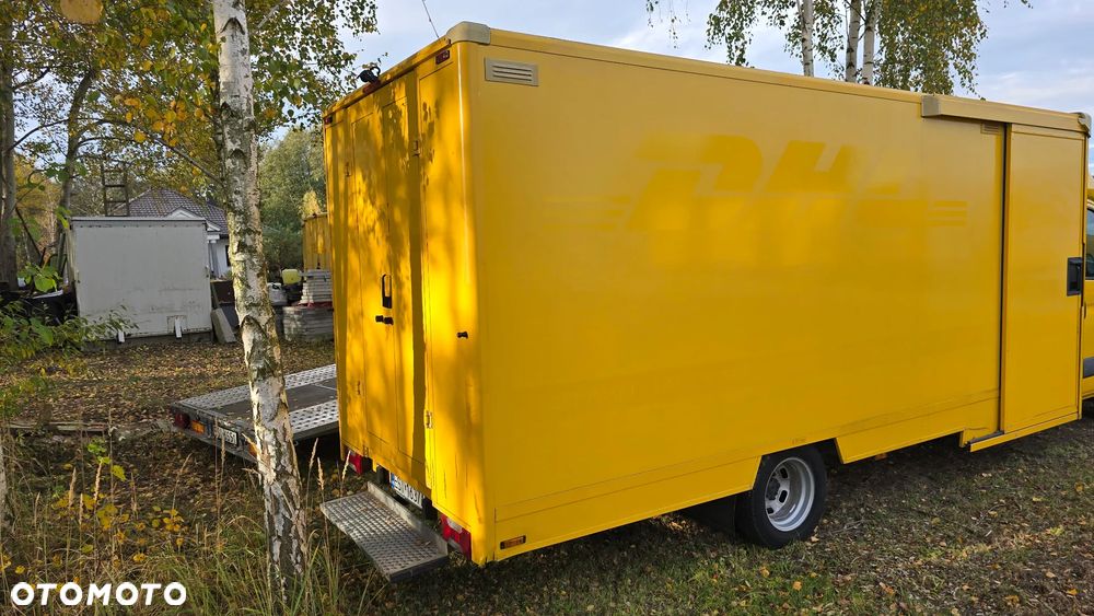 KONTENER IZOTERMA IVECO, 5,30 X 2,05 X 2,05 - rozstaw OSI  4,75m - 4