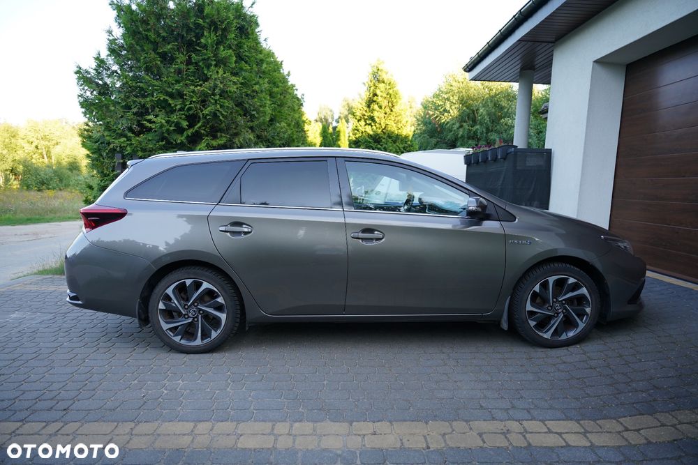 Toyota Auris - 8