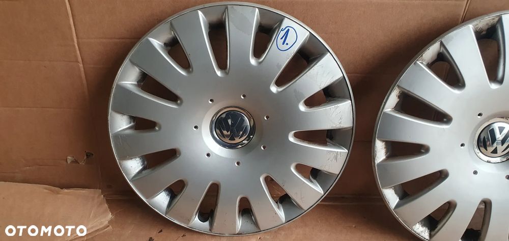 Dekielek kołpak kapsel 16" VW Passat B6 1K0601147G - 2