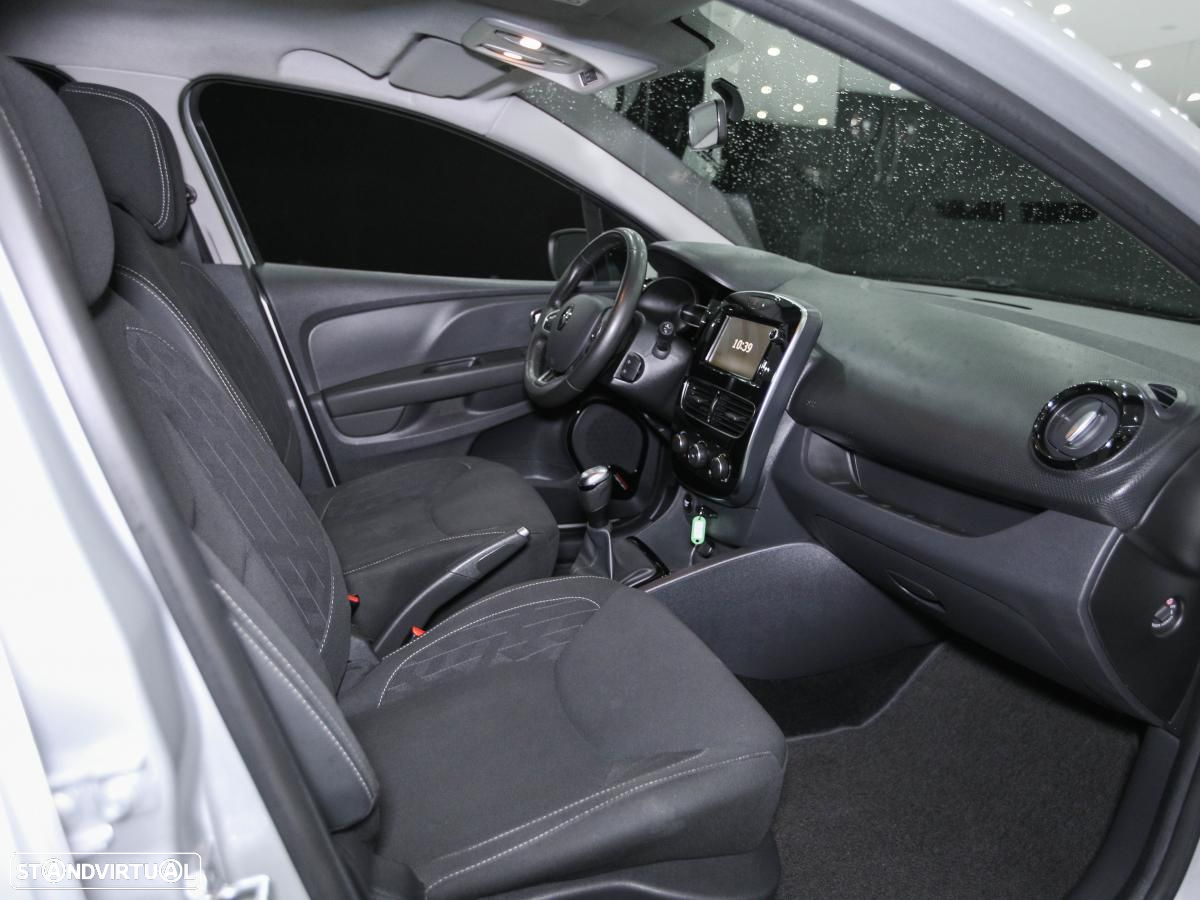 Renault Clio Sport Tourer 0.9 TCe Limited - 8