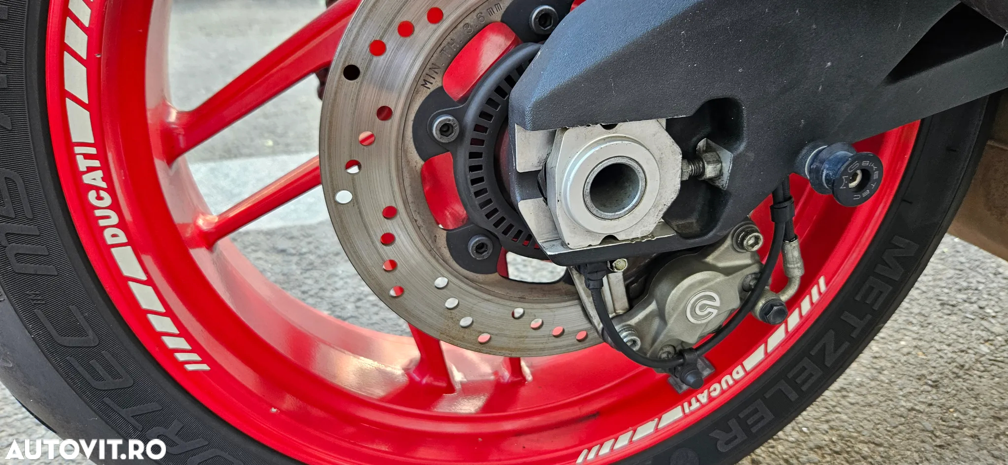 Ducati Panigale V2 - 17
