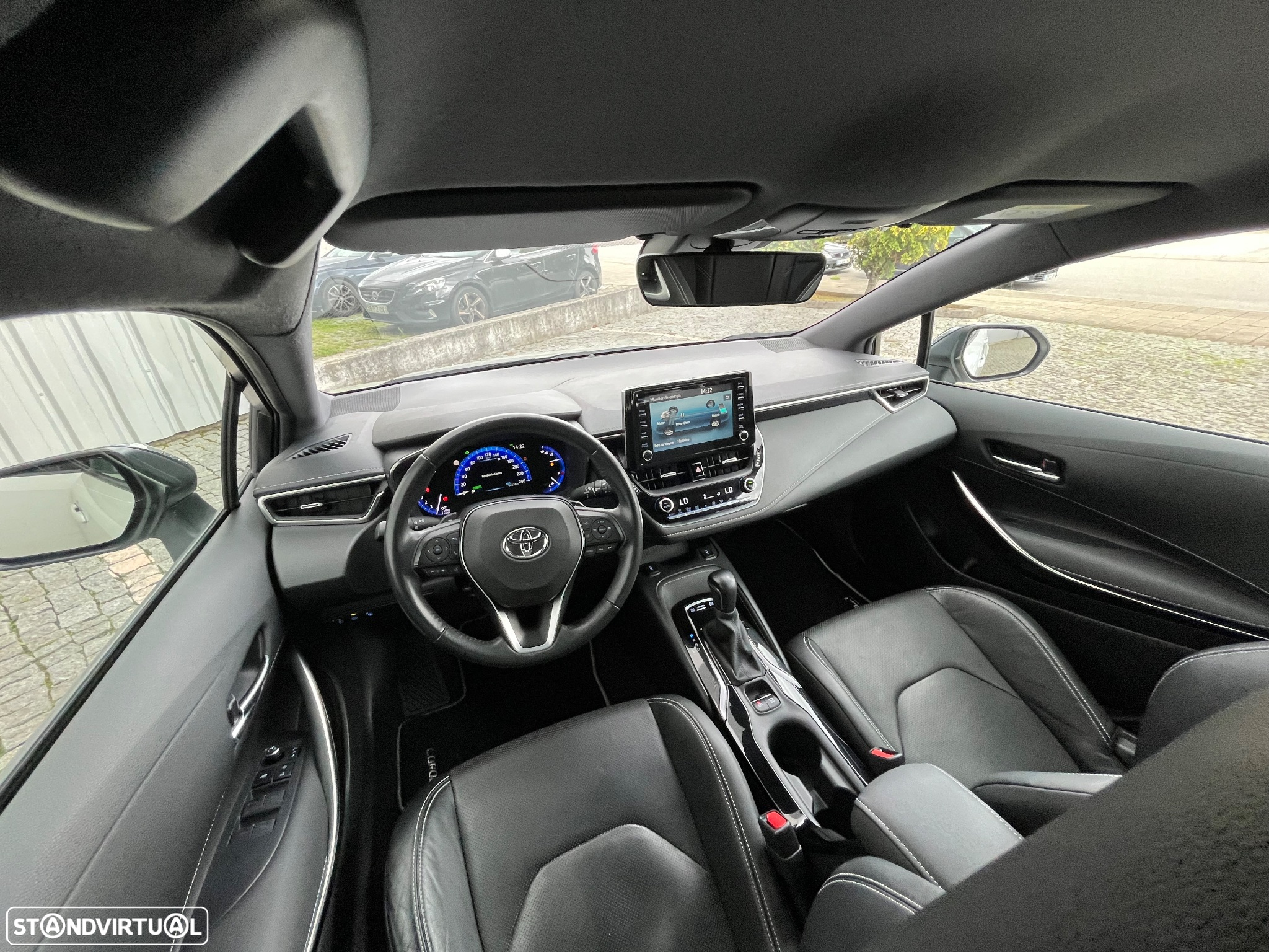 Toyota Corolla 2.0 Hybrid Luxury Black - 37