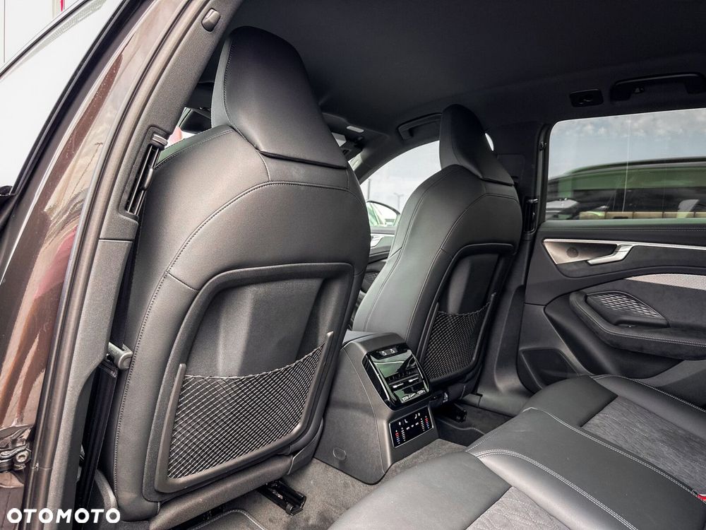 Audi A6 Avant - 38