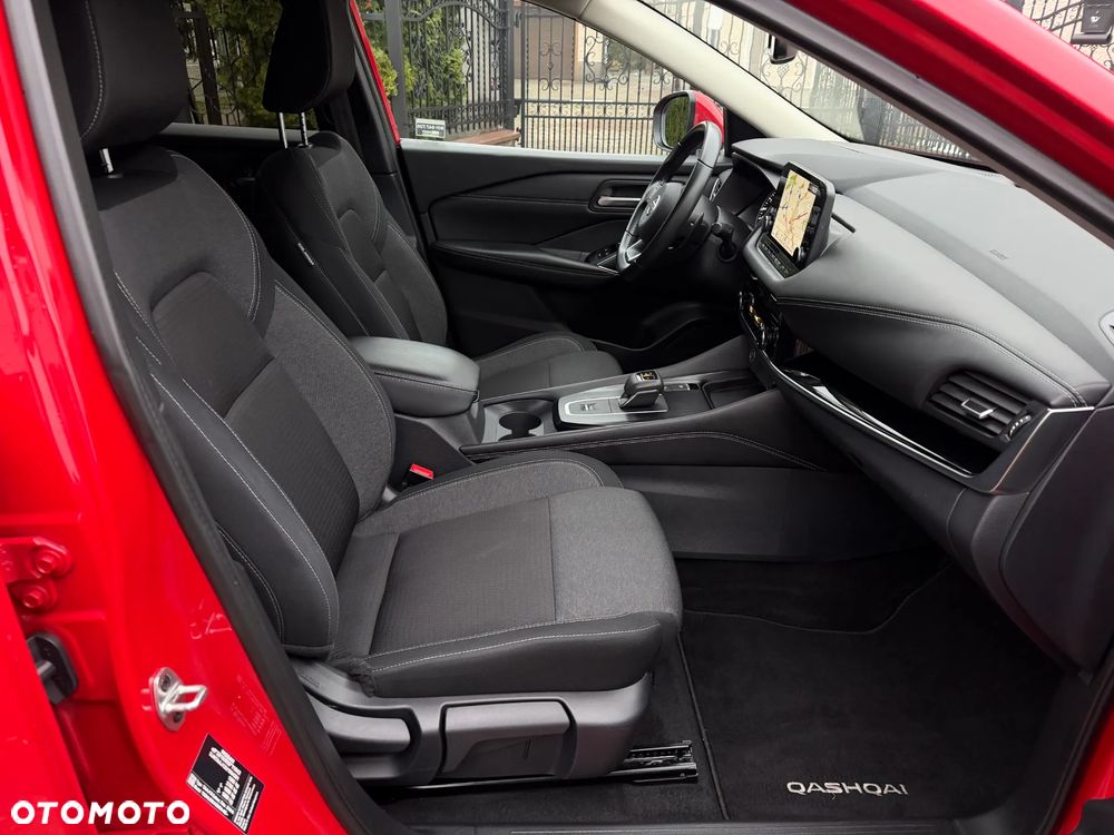 Nissan Qashqai 1.3 DIG-T N-Connecta DCT - 13