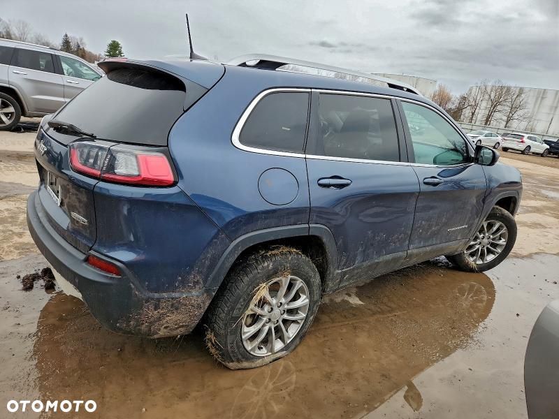 Jeep Cherokee - 4