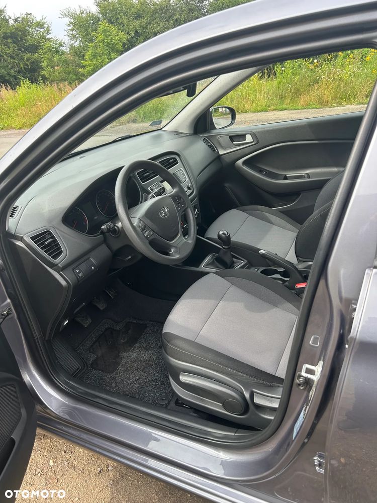 Hyundai i20 1.2 Classic Plus - 10