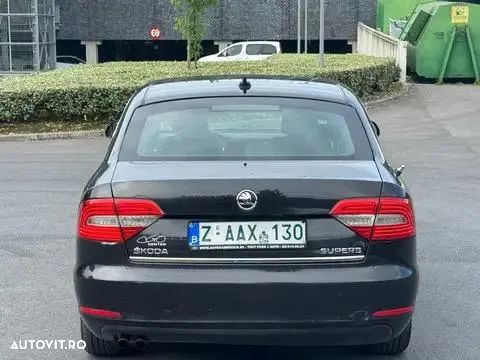 Skoda Superb 1.6 TDI GreenLine - 5