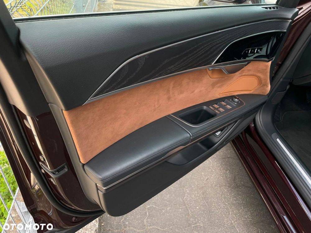 Audi A8 - 19