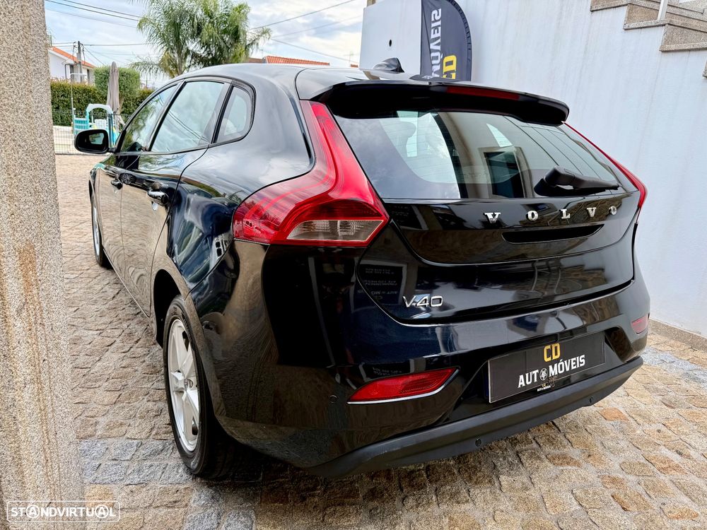Volvo V40 D2 Kinetic - 20