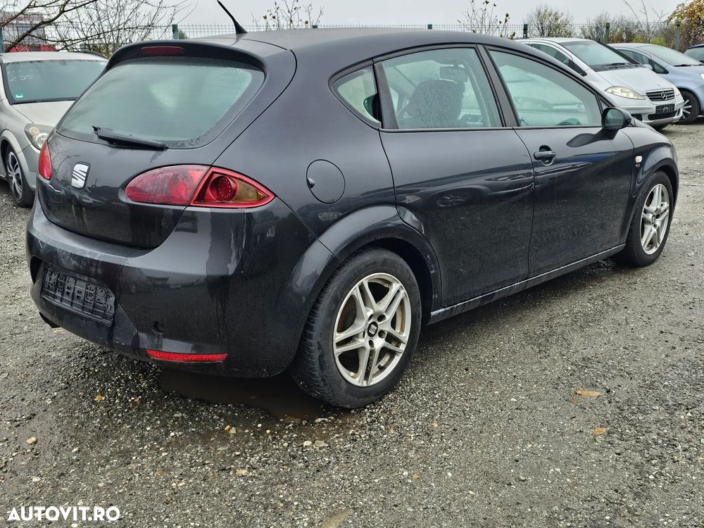 Seat Leon 2.0 TDI DPF Style - 14