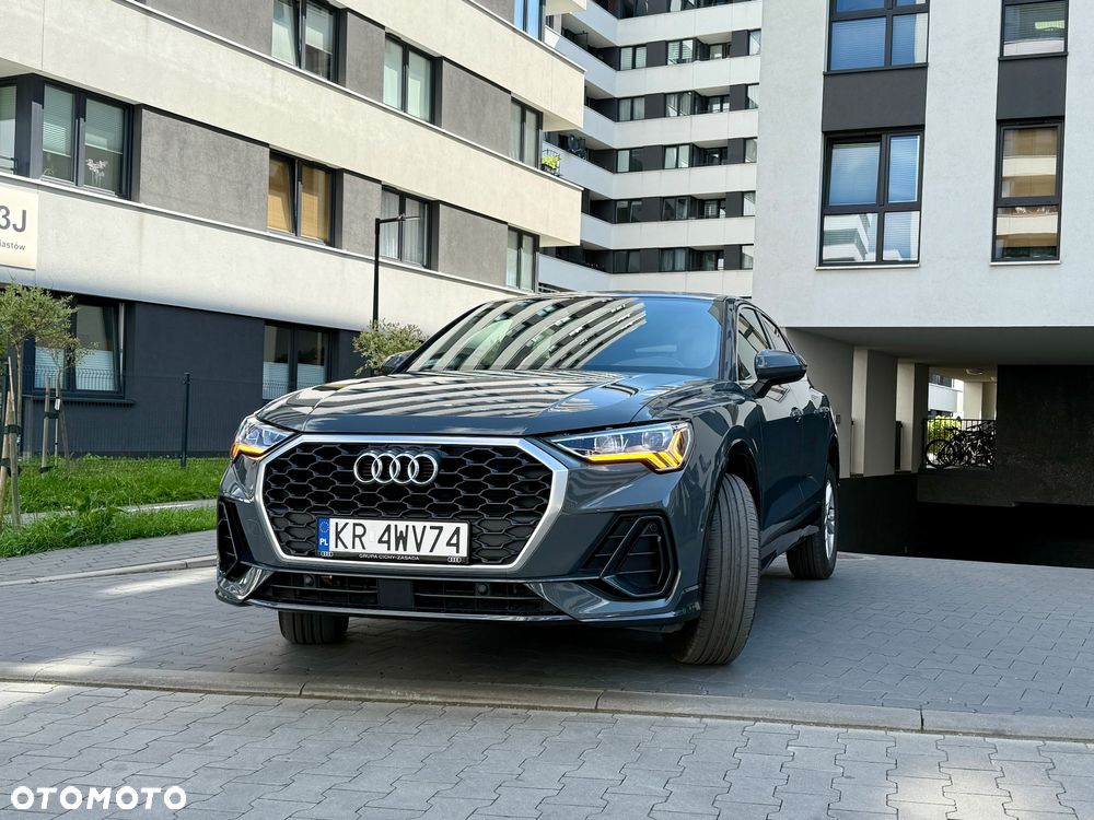 Audi Q3 Sportback - 14