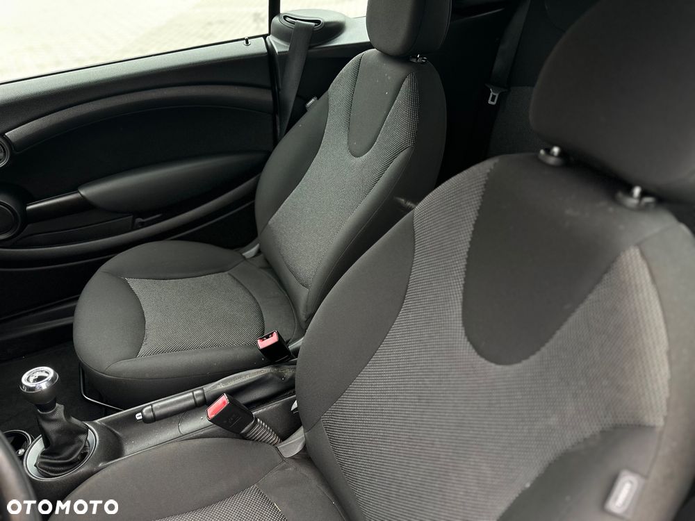 MINI Cooper Highgate - 12