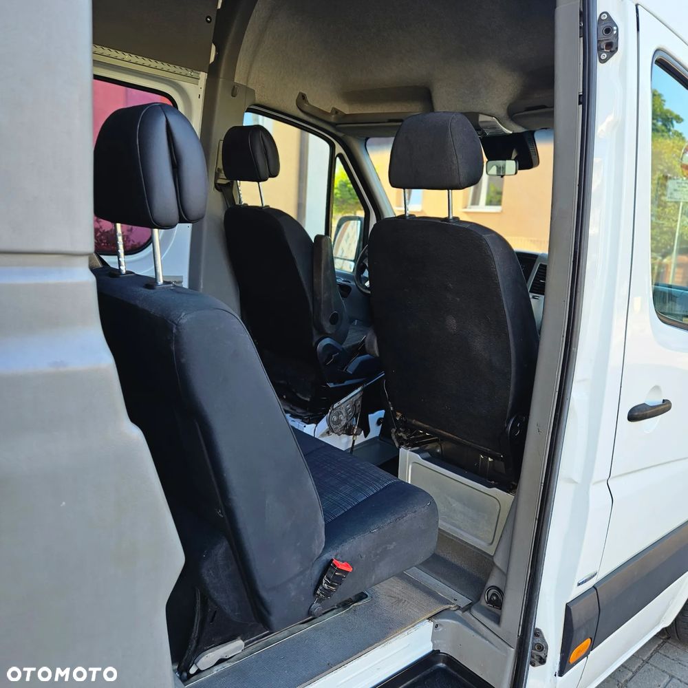 Mercedes-Benz Sprinter - 33