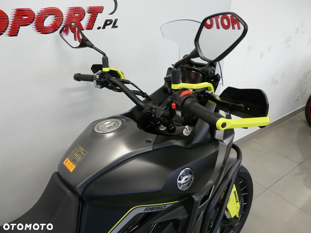 QJMOTOR SVT 650X - 10