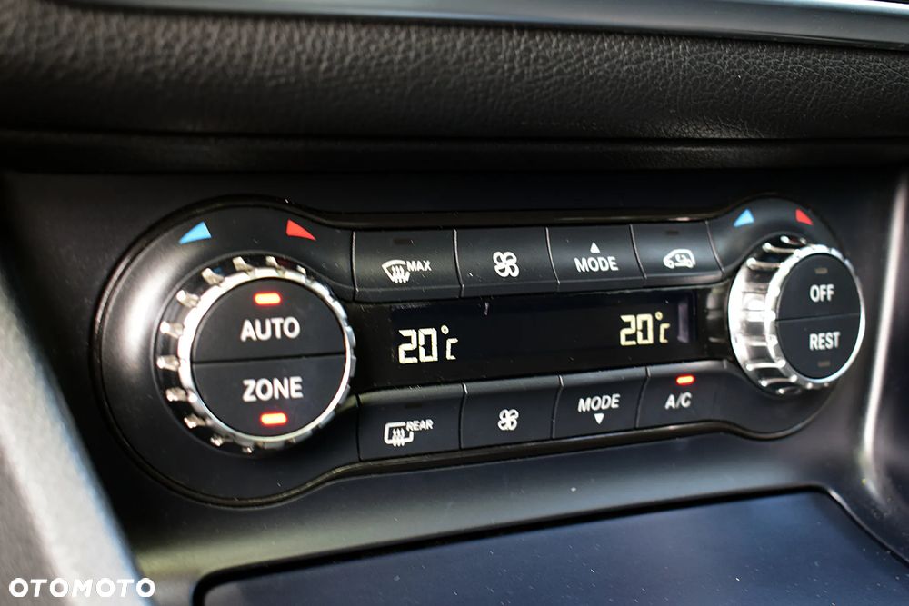 Mercedes-Benz GLA 200 (CDI) d 4Matic 7G-DCT AMG Line - 15