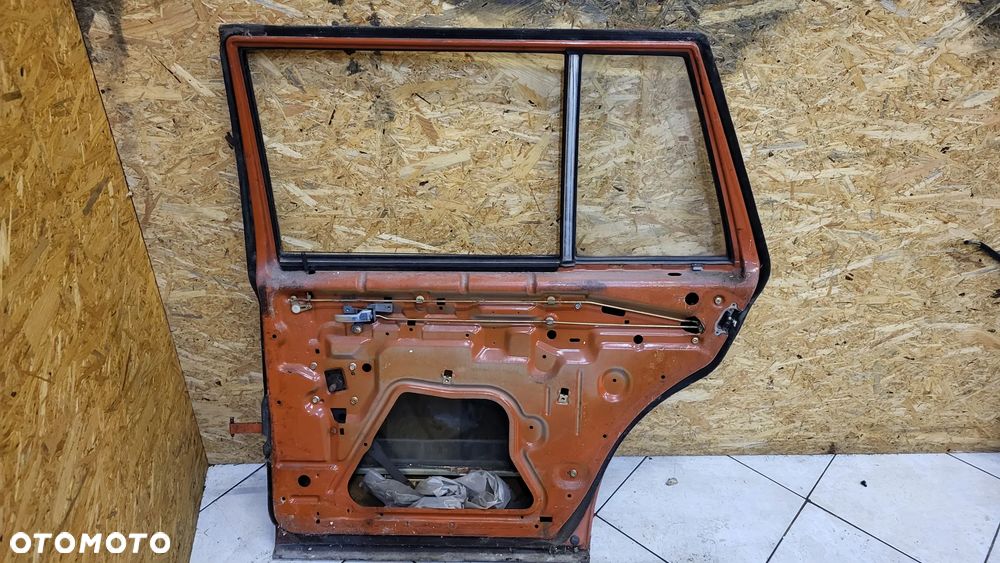 Drzwi Kompletne Prawy Tył Mercedes W123 Kombi Bez Rdzy - 11