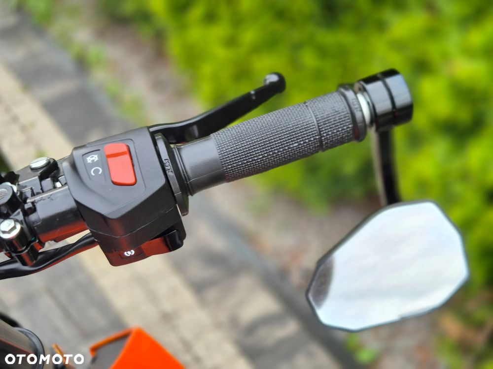 KTM Duke 125 - 16