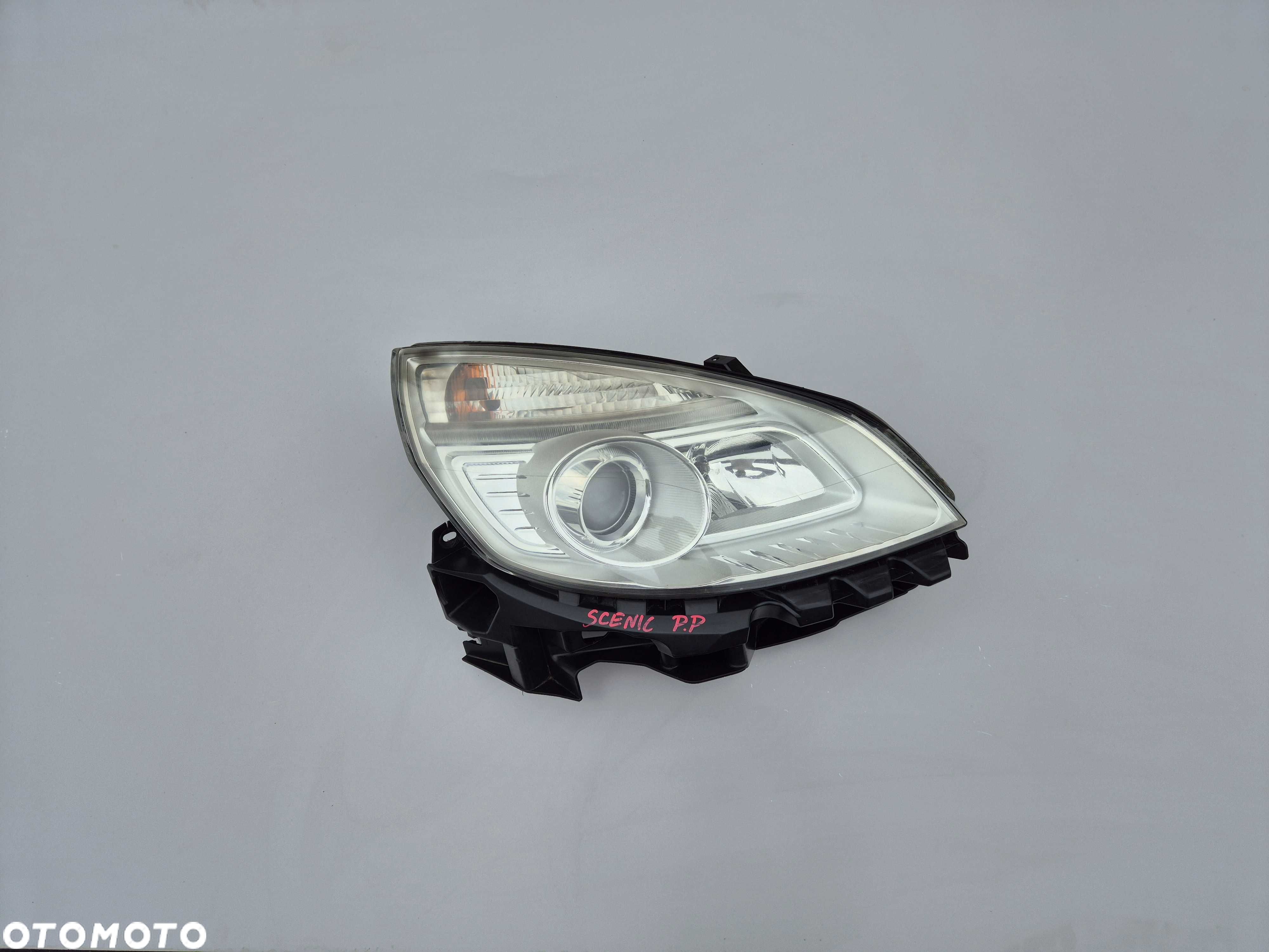 Prawa Przednia Lampa Reflektor Renault SCENIC II LIFT 06r- Europa - 1