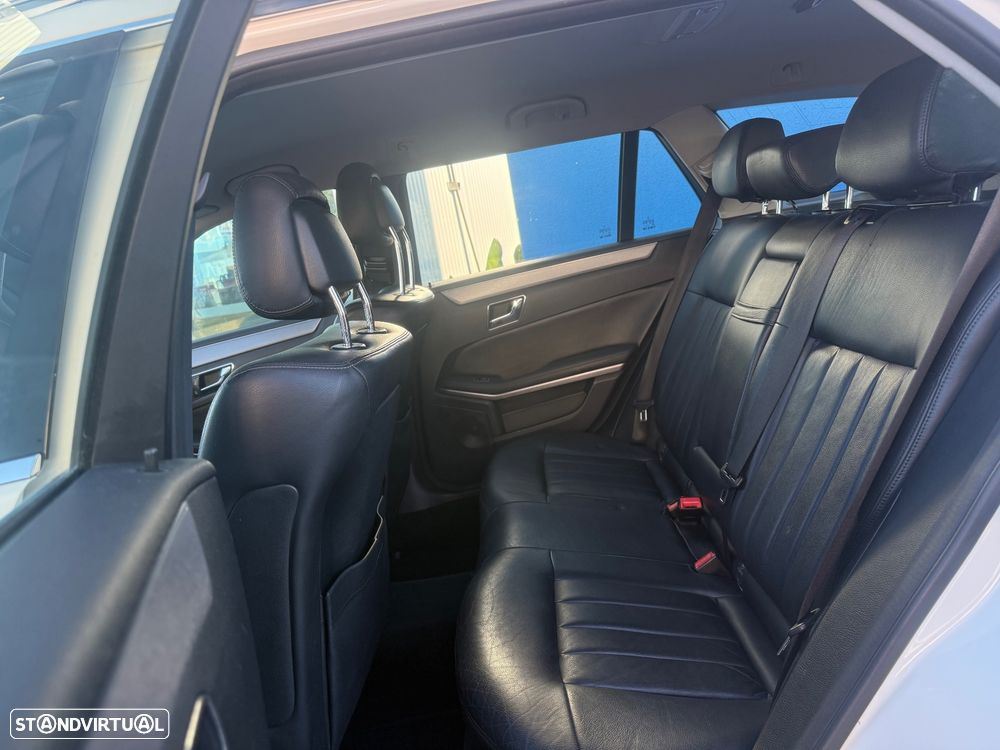 Mercedes-Benz E 220 CDI 7G-TRONIC Elegance - 12